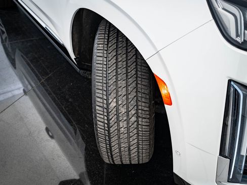 Used 2023 Cadillac Escalade Premium Luxury Platinum image 56