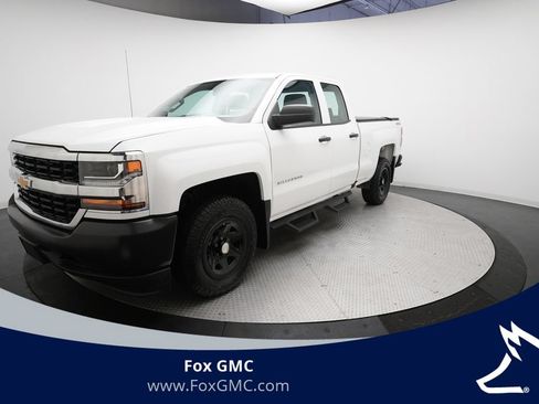 Used 2019 Chevrolet Silverado 1500 W/T AWD/4WD image 1