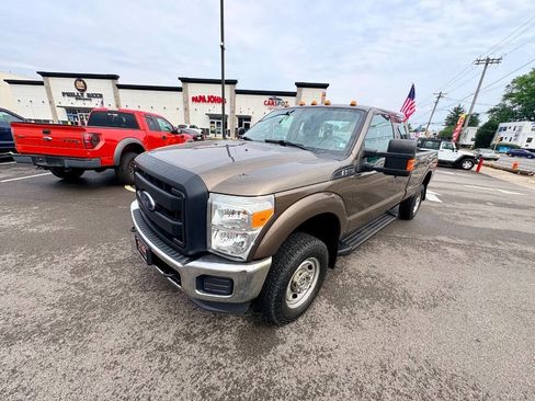 Used 2015 Ford F250 XL w/ Power Equipment Group AWD/4WD image 35