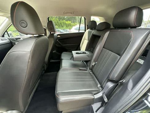 Used 2024 Volkswagen Tiguan Wolfsburg Edition AWD/4WD image 17