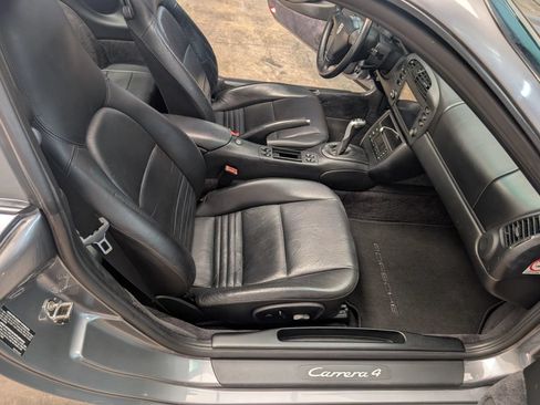 Used 2001 Porsche 911 GT3 RS image 18