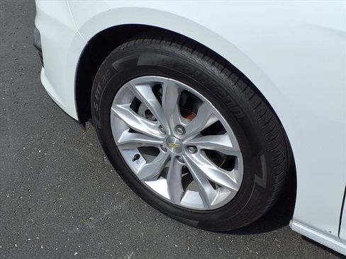 Used 2022 Chevrolet Malibu LT image 14