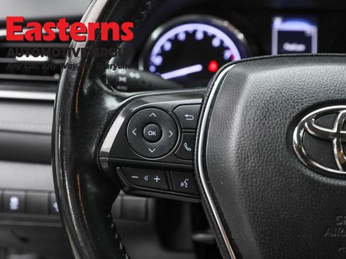 Used 2019 Toyota Camry SE image 15