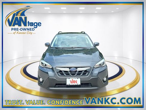 Certified 2021 Subaru Crosstrek 2.5i Limited w/ Moonroof Package 2 AWD/4WD image 2