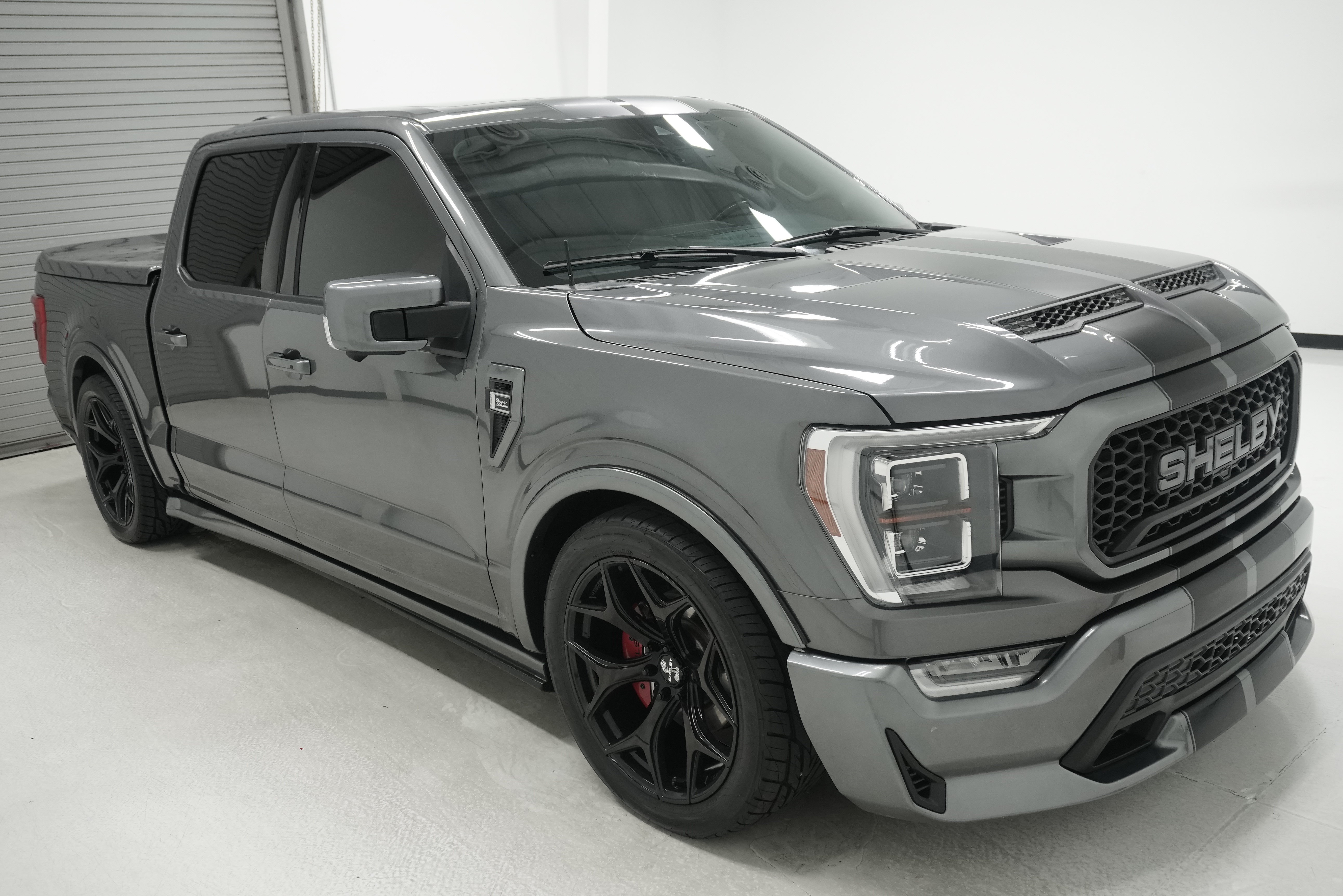 Used 2021 Ford F150 Lariat w/ Equipment Group 502A High AWD/4WD image 3