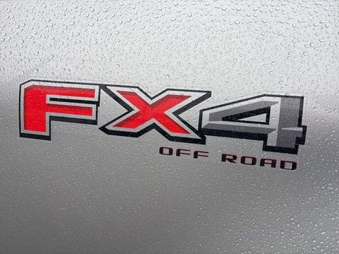 Used 2023 Ford F150 Lariat w/ Equipment Group 502A High image 5