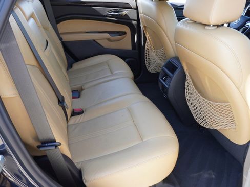 Used 2015 Cadillac SRX Luxury w/ Driver Awareness Package image 28