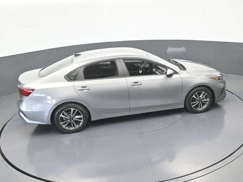 Used 2024 Kia Forte LXS FWD image 43