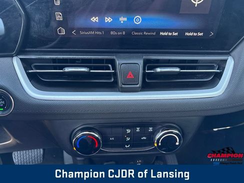 Used 2024 Chevrolet TrailBlazer LS w/ LS Convenience Package AWD/4WD image 26