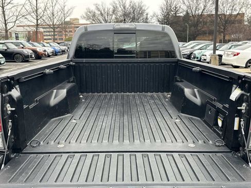 Used 2020 Toyota Tacoma SR5 image 26