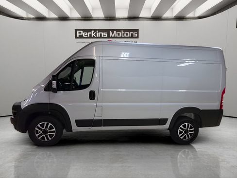 New 2025 RAM ProMaster 1500 w/ Quick Order Package 22H SLT+ FWD image 3
