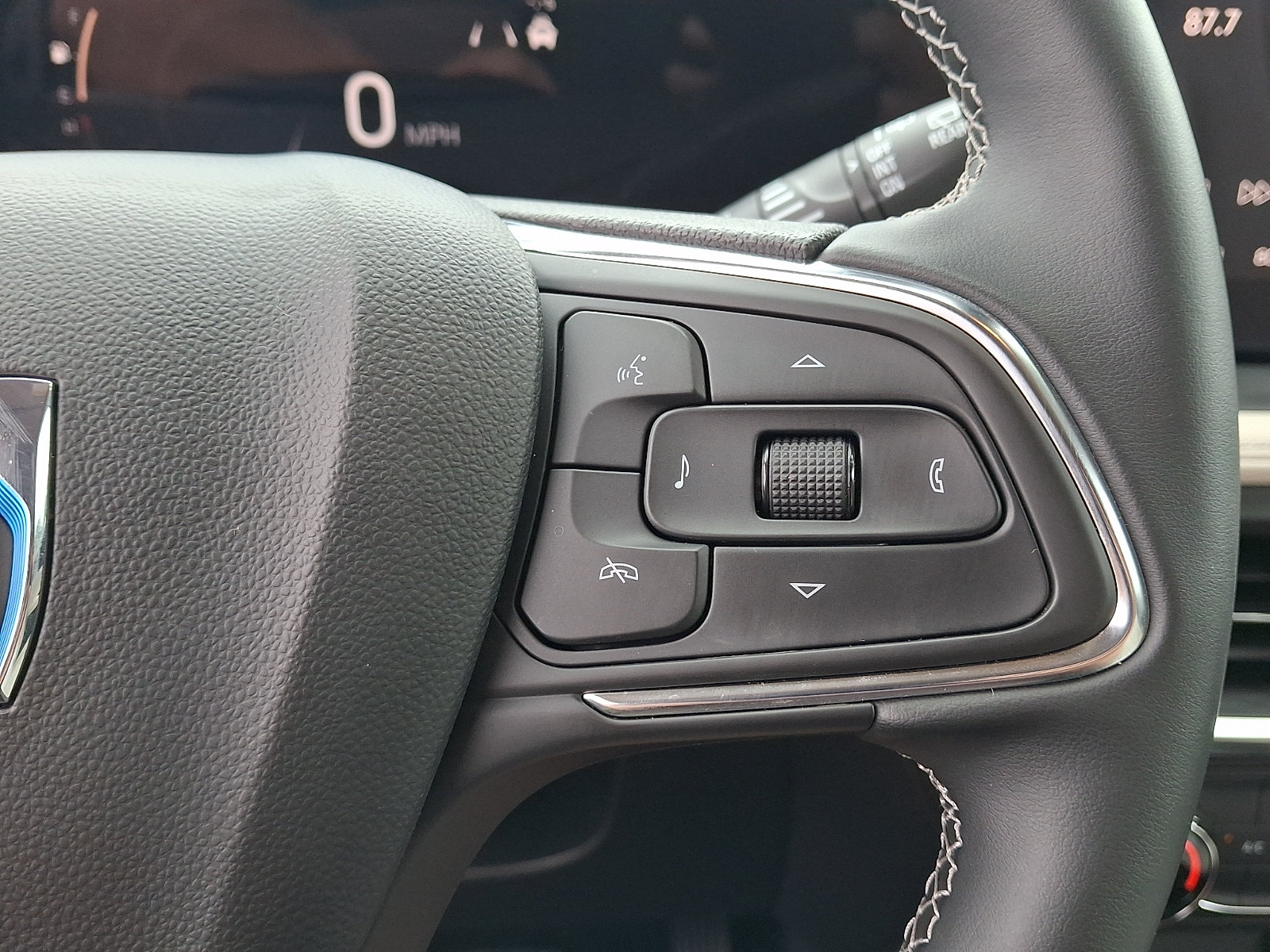 Certified 2024 Buick Encore GX Preferred AWD/4WD image 22