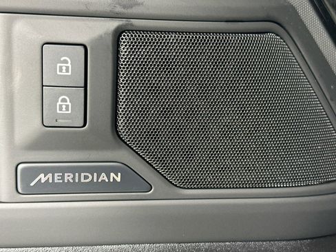 New 2026 Land Rover Defender 110 S image 20