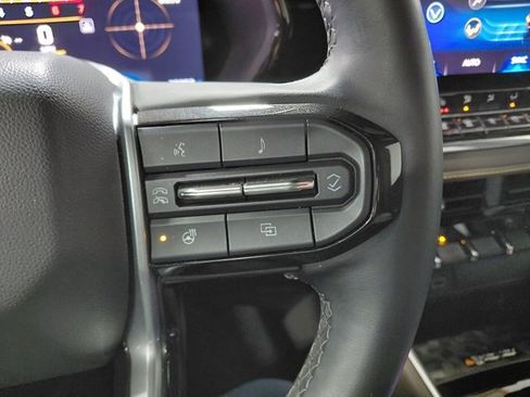 Certified 2024 Chevrolet Colorado ZR2 w/ ZR2 Convenience Package III image 40