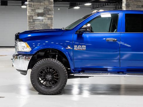 Used 2015 RAM 2500 Tradesman w/ Chrome Appearance Group AWD/4WD image 9