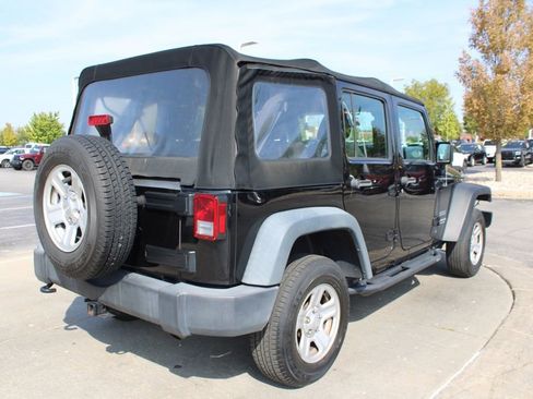 Used 2016 Jeep Wrangler Unlimited Sport w/ Max Tow Package image 7