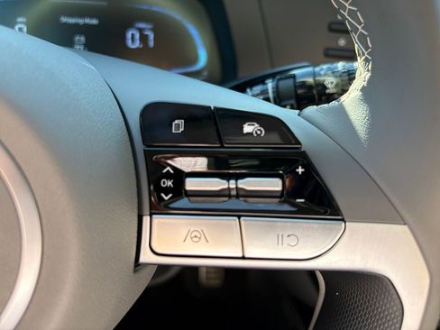 New 2025 Hyundai Elantra Sport image 18