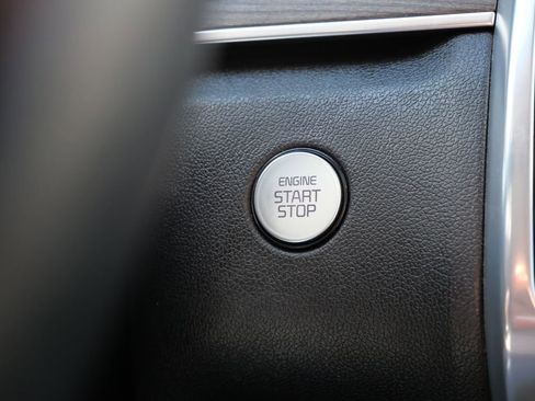 Used 2023 Kia Sorento SX Prestige image 25