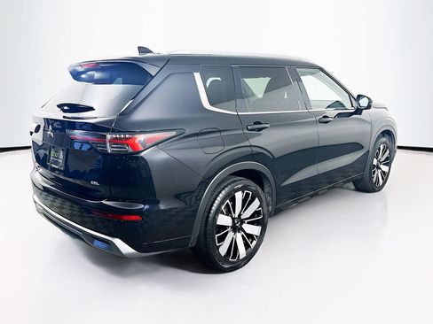Used 2025 Mitsubishi Outlander SEL FWD image 9