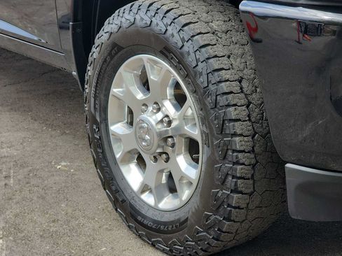 Used 2024 RAM 2500 Laramie w/ Safety Group AWD/4WD image 12