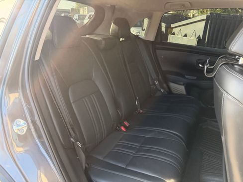 Used 2024 Honda HR-V EX-L image 11