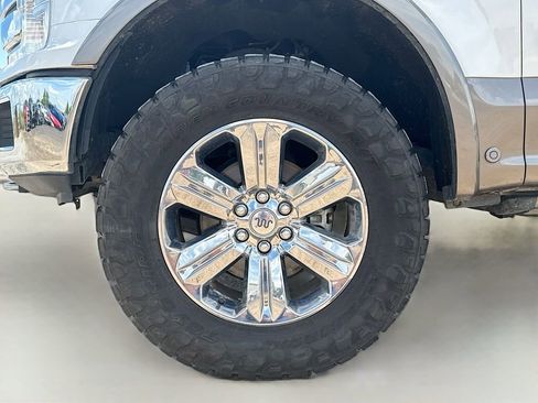 Used 2019 Ford F150 King Ranch w/ Equipment Group 601A Luxury AWD/4WD image 16