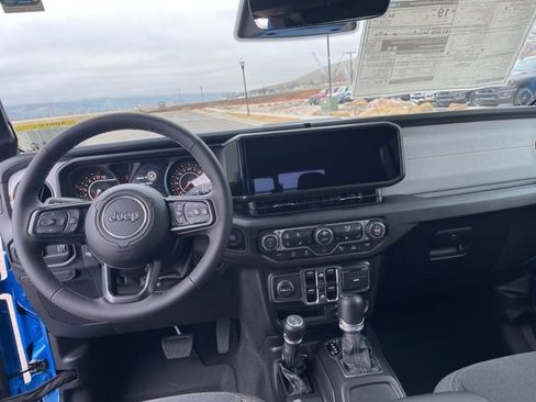 New 2026 Jeep Gladiator Sport image 20