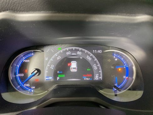 Used 2022 Toyota RAV4 XSE image 15