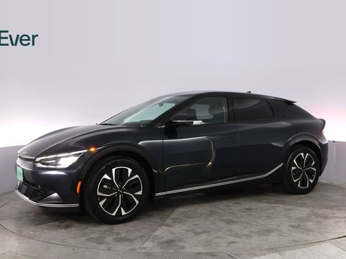 Used 2024 Kia EV6 Wind w/ Wind Technology Package RWD image 18