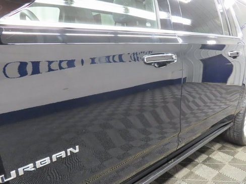 Used 2024 Chevrolet Suburban High Country image 41