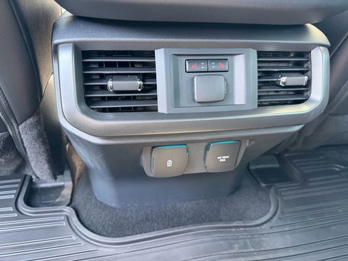 Used 2025 Ford F150 Lariat w/ Equipment Group 502A High AWD/4WD image 12