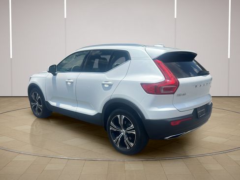 Used 2019 Volvo XC40 T5 Inscription AWD/4WD image 3
