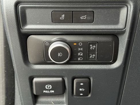 Used 2022 Ford Expedition Limited RWD image 23