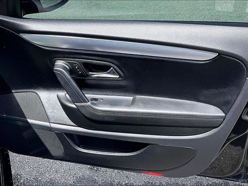 Used 2013 Volkswagen CC Sport FWD image 19