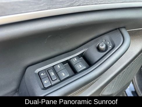 Used 2024 Jeep Grand Cherokee L Limited w/ Luxury Tech Group II image 20