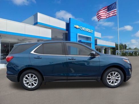 Used 2020 Chevrolet Equinox LT image 3