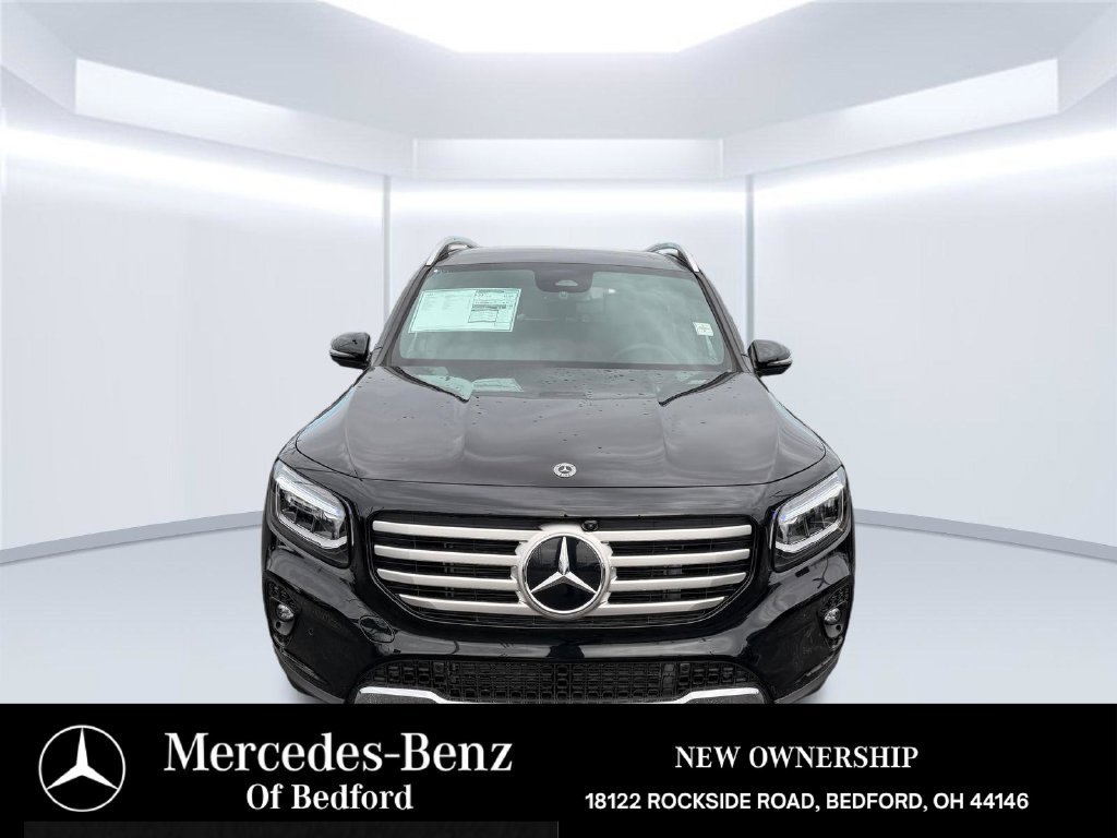 New 2026 Mercedes-Benz GLB 250 4MATIC image 2