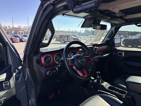 Used 2021 Jeep Wrangler Unlimited Rubicon AWD/4WD image 11