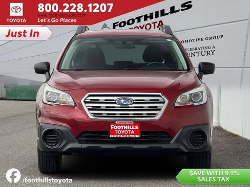 Used 2017 Subaru Outback 2.5i AWD/4WD image 1