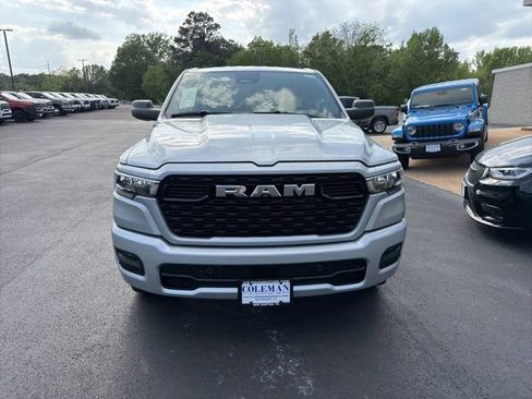 New 2026 RAM 1500 4x4 Crew Cab image 3