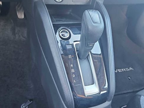 Used 2023 Nissan Versa SV image 21