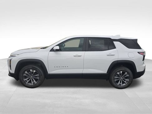 New 2026 Chevrolet Equinox LT w/ Safety and Technology Package AWD/4WD image 2