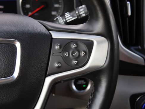 Used 2024 GMC Terrain SLT image 14