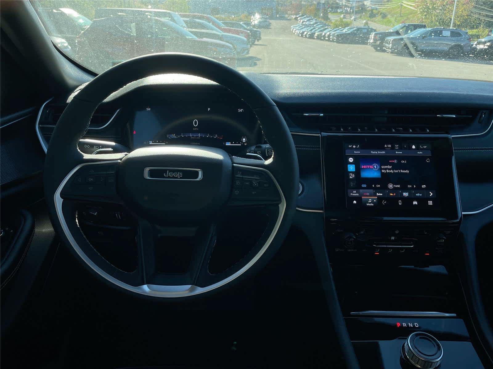Used 2023 Jeep Grand Cherokee Altitude AWD/4WD image 19