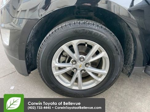 Used 2017 Chevrolet Equinox LT w/ Convenience Package image 25
