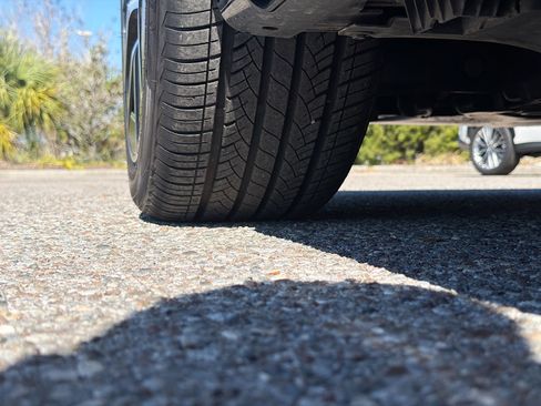 Certified 2025 BMW 740i image 44