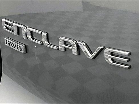 Used 2025 Buick Enclave Avenir w/ Super Cruise Package image 9