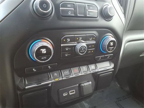 Used 2022 Chevrolet Silverado 1500 LT w/ LPO, Dark Essentials Package image 19