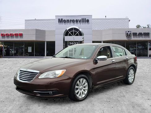 Used 2013 Chrysler 200 Limited w/ Sun/Sound Group image 1