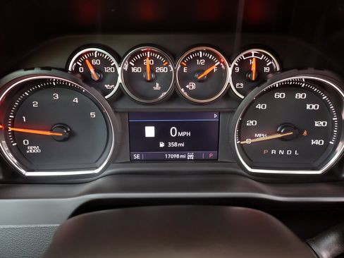 Used 2022 Chevrolet Silverado 2500 LTZ w/ LTZ Plus Package image 27